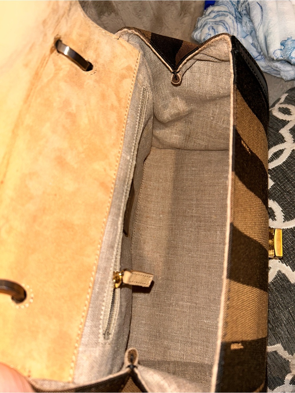 Fendi Pequin Silvana w/Wallet - Picture 14 of 17
